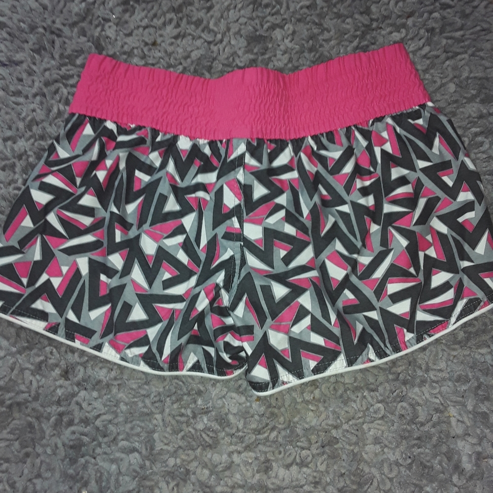 Shorts - Picture 2 of 3